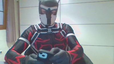 GelberBengel2ES — вебкам-модель онлайн на cam4