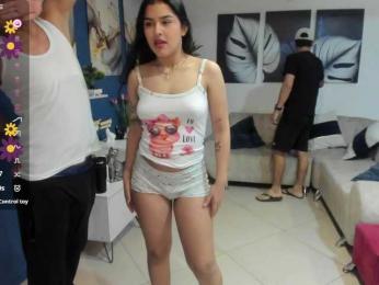 secretroomies-1 — вебкам-модель онлайн на bongacams