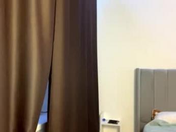 domitilabarrus — вебкам-модель онлайн на chaturbate