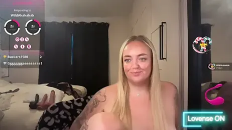 CurvyWetWife — Stripchat stream photo (Jun 2026)
