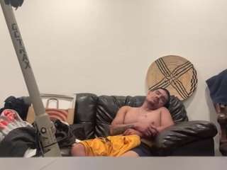 hwdmusclerub — вебкам-модель онлайн на camsoda