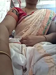 indianhotwife639 — Stripchat stream photo (Jun 2026)