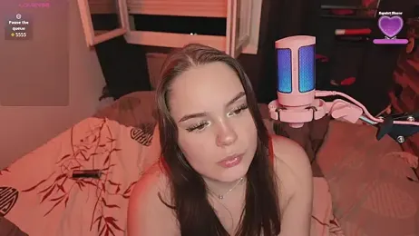 LilyWhite_fr — вебкам-модель онлайн на stripchat