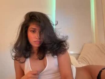 mriea_ — вебкам-модель онлайн на chaturbate