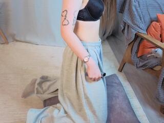 Rosaria Armengol — вебкам-модель онлайн на flirt4free