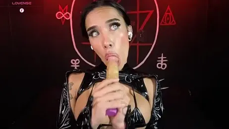 Victoriavampire666 — Stripchat stream photo (May 2026)