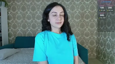 Louise_Lavender — Stripchat stream photo (Oct 2025)