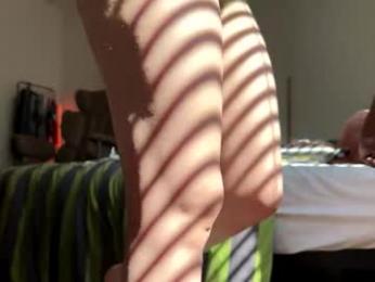 justbecauseiloveit — вебкам-модель онлайн на chaturbate