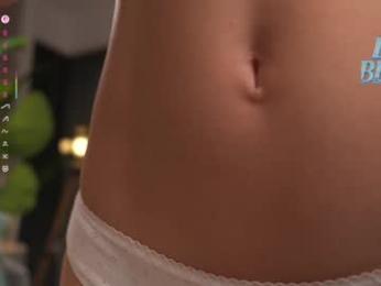 lucie_beltran — вебкам-модель онлайн на chaturbate