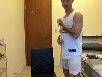 Ace_Min32100 — вебкам-модель онлайн на stripchat