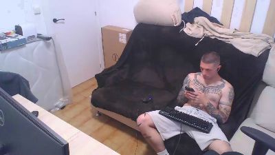 Hunterzito37 — Cam4 stream photo (May 2025)