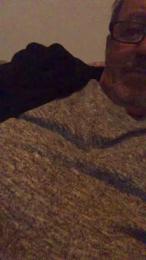 emmasuel84 — Cam4 stream photo (Apr 2026)