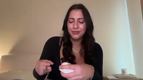 sieeena — вебкам-модель онлайн на stripchat