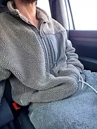 Zeefy — вебкам-модель онлайн на stripchat