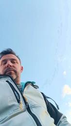 Euyin — вебкам-модель онлайн на cam4