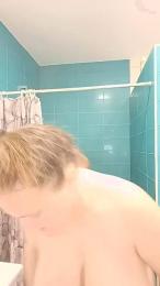 Euyin — вебкам-модель онлайн на cam4