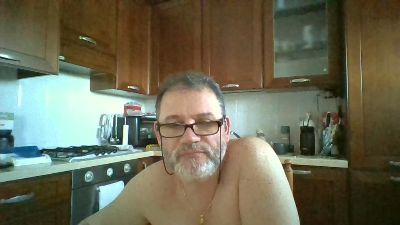 fabio123410 — вебкам-модель онлайн на cam4