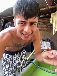 Fernandoo_Oficial — Stripchat stream photo (Dec 2025)