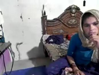 aakhan804 — вебкам-модель онлайн на chaturbate
