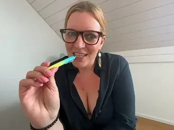 Busenwunder1280 — Stripchat stream photo (Feb 2026)