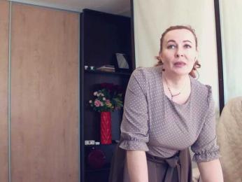 IrennaShine — вебкам-модель онлайн на bongacams