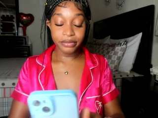 iluvsaffire-bleu — вебкам-модель онлайн на camsoda