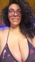 Lucci_Lovee — вебкам-модель онлайн на cam4