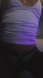 nyraxx9hot — вебкам-модель онлайн на cam4