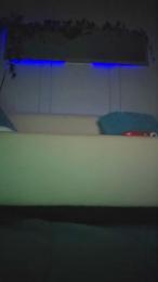 nyraxx9hot — вебкам-модель онлайн на cam4