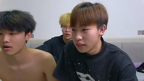 Chili-001 — вебкам-модель онлайн на stripchat