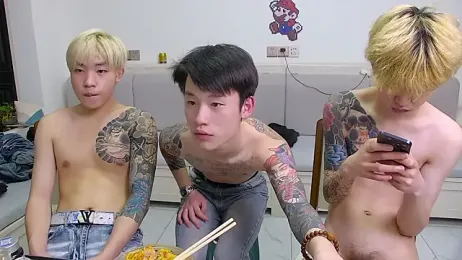 Chili-001 — вебкам-модель онлайн на stripchat