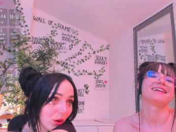 mira0-0 — вебкам-модель онлайн на bongacams
