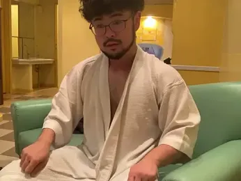 taku_bear — вебкам-модель онлайн на stripchat