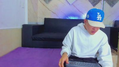 LostresBigBoys — Cam4 stream photo (Feb 2026)