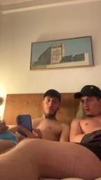 AlanyAdam — Cam4 stream photo (Apr 2026)