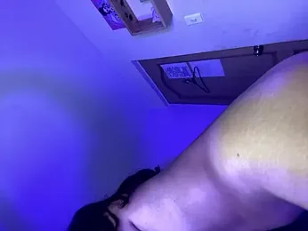 Rooxanne_ — Stripchat profile photo