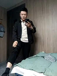 N-nnnnn — вебкам-модель онлайн на stripchat