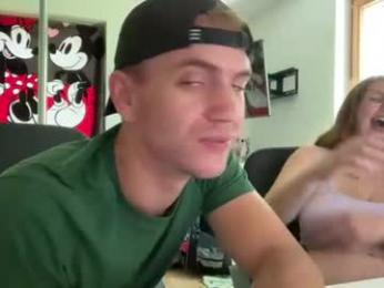 john_rollly — вебкам-модель онлайн на chaturbate