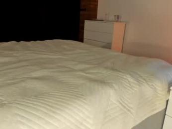 rachel_rey — Chaturbate stream photo (Apr 2026)