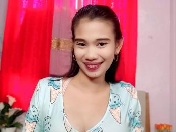 StellaQuinn — вебкам-модель онлайн на livejasmin