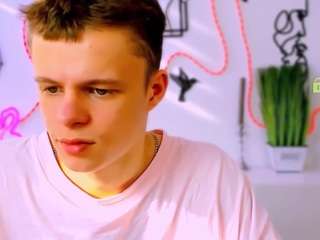 veldi-to — Camsoda stream photo (Mar 2026)