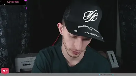 andrewxbi — Stripchat stream photo (Feb 2026)