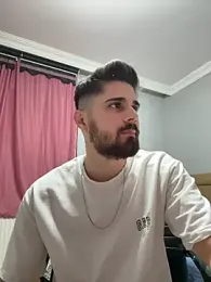 berke3424 — Stripchat stream photo (Mar 2026)