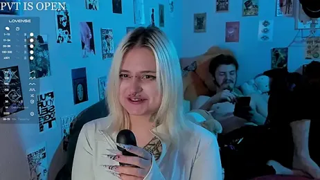 bixxxiz — Stripchat stream photo (Dec 2025)