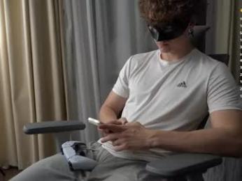 maestro3369 — вебкам-модель онлайн на chaturbate