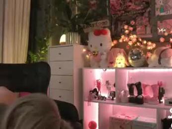 lucille_evans — вебкам-модель онлайн на chaturbate