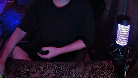fame_bc — вебкам-модель онлайн на stripchat