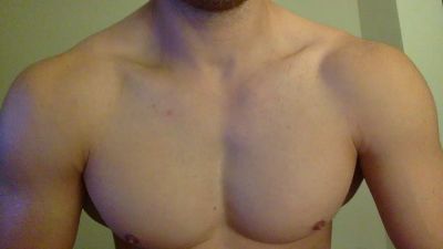 youngst8 — вебкам-модель онлайн на cam4