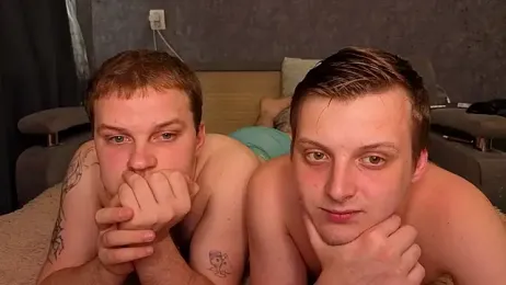 Hey_Chrisss — вебкам-модель онлайн на stripchat