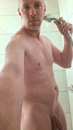 Coopstone — вебкам-модель онлайн на cam4